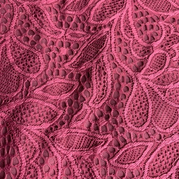 Lace scoop neck long sleeve bodysuit - Picture 9 of 9